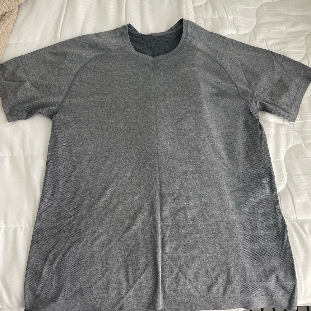 Lululemon Metal Vent Tech Shirt